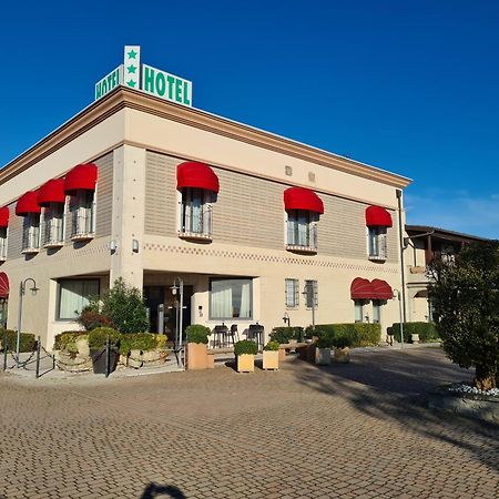 Hotel Lenotel Exterior foto